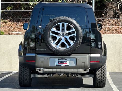 New 2026 Land Rover Defender 110 S image 4