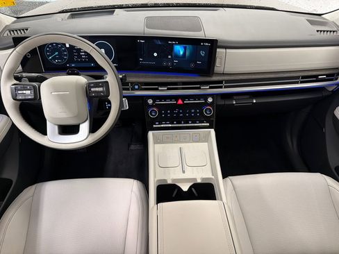 Used 2025 Hyundai Santa Fe Calligraphy image 19
