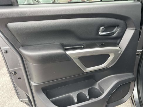 Used 2023 Nissan Titan SV RWD image 26