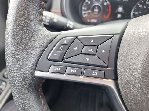 Used 2024 Nissan Kicks SR image 17