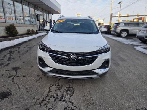 Used 2023 Buick Encore GX Essence w/ Experience Buick Package image 16