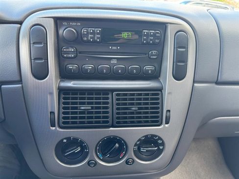 Used 2004 Ford Explorer Sport XLT image 14