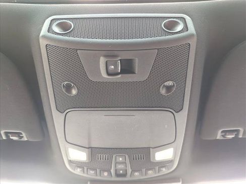 Used 2018 Ford F150 Lariat w/ Equipment Group 502A Luxury AWD/4WD image 18