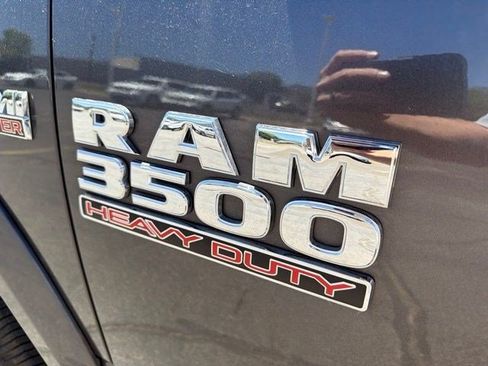 Used 2018 RAM 3500 Laramie AWD/4WD image 10