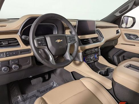 Used 2024 Chevrolet Tahoe Premier RWD image 15