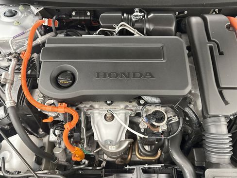 Used 2025 Honda Accord Sport image 25