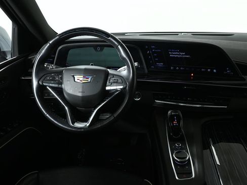 Used 2022 Cadillac Escalade Sport w/ Touring Package AWD/4WD image 16