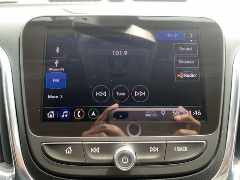 Used 2020 Chevrolet Equinox Premier FWD image 23