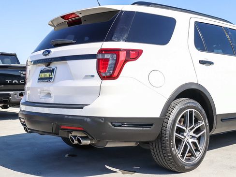 Used 2019 Ford Explorer Sport w/ Equipment Group 401A AWD/4WD image 9