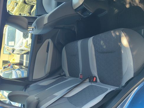 Used 2025 Subaru Forester image 12