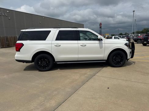 Used 2023 Ford Expedition Max XLT AWD/4WD image 5