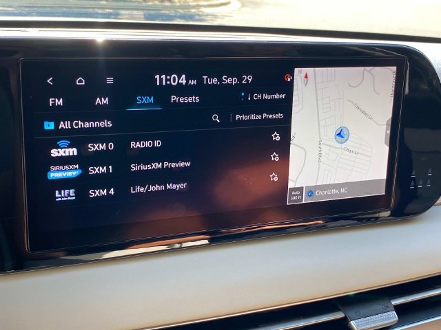 Used 2024 Hyundai Palisade Limited AWD/4WD image 23