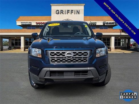 Used 2022 Nissan Frontier SV image 12