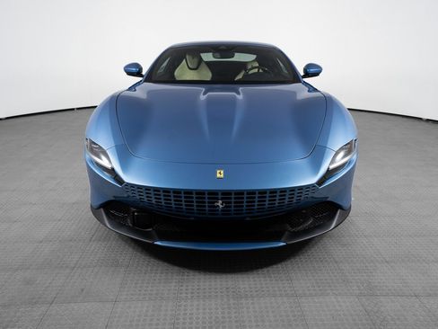 Used 2023 Ferrari Roma RWD image 8