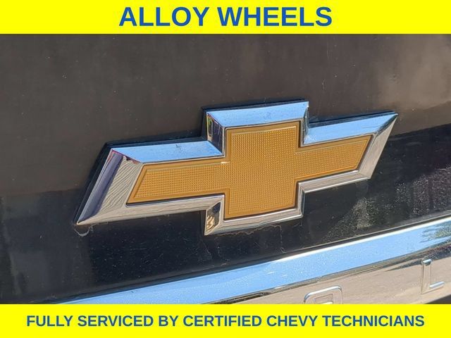 Used 2017 Chevrolet Impala Premier FWD image 18