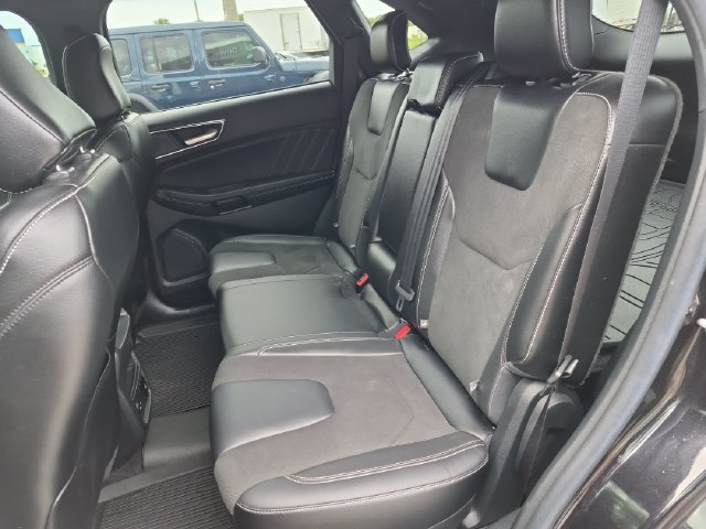 Used 2021 Ford Edge ST w/ Equipment Group 401A AWD/4WD image 23