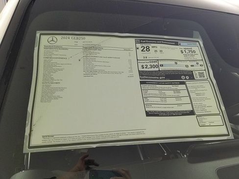 Used 2024 Mercedes-Benz GLB 250 image 21