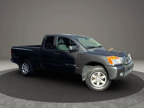 Used 2011 Nissan Titan SV w/ SV Value Truck Pkg image 37