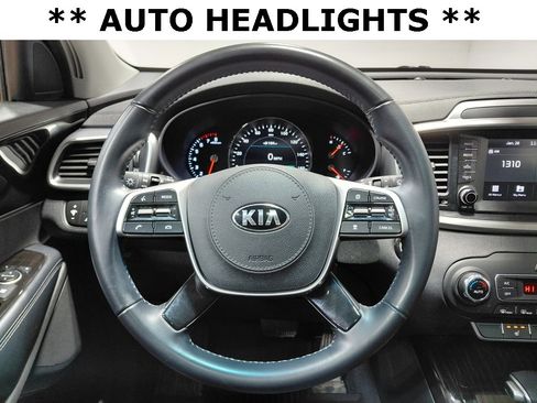 Used 2020 Kia Sorento EX image 21