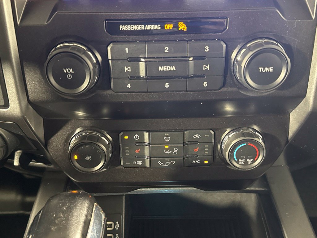 Used 2019 Ford F150 XLT w/ Equipment Group 302A Luxury AWD/4WD image 26