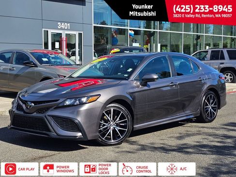 Used 2024 Toyota Camry SE FWD image 1