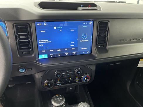 New 2026 Ford Bronco 2-Door AWD/4WD image 15