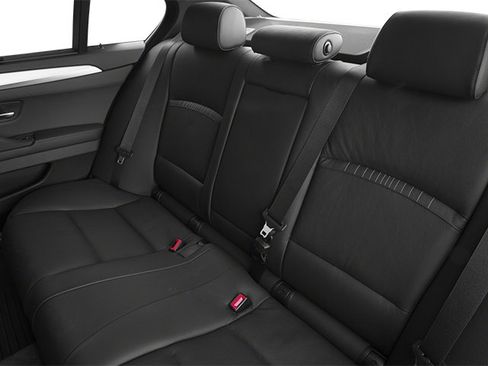 Used 2014 BMW 535d Sedan image 15