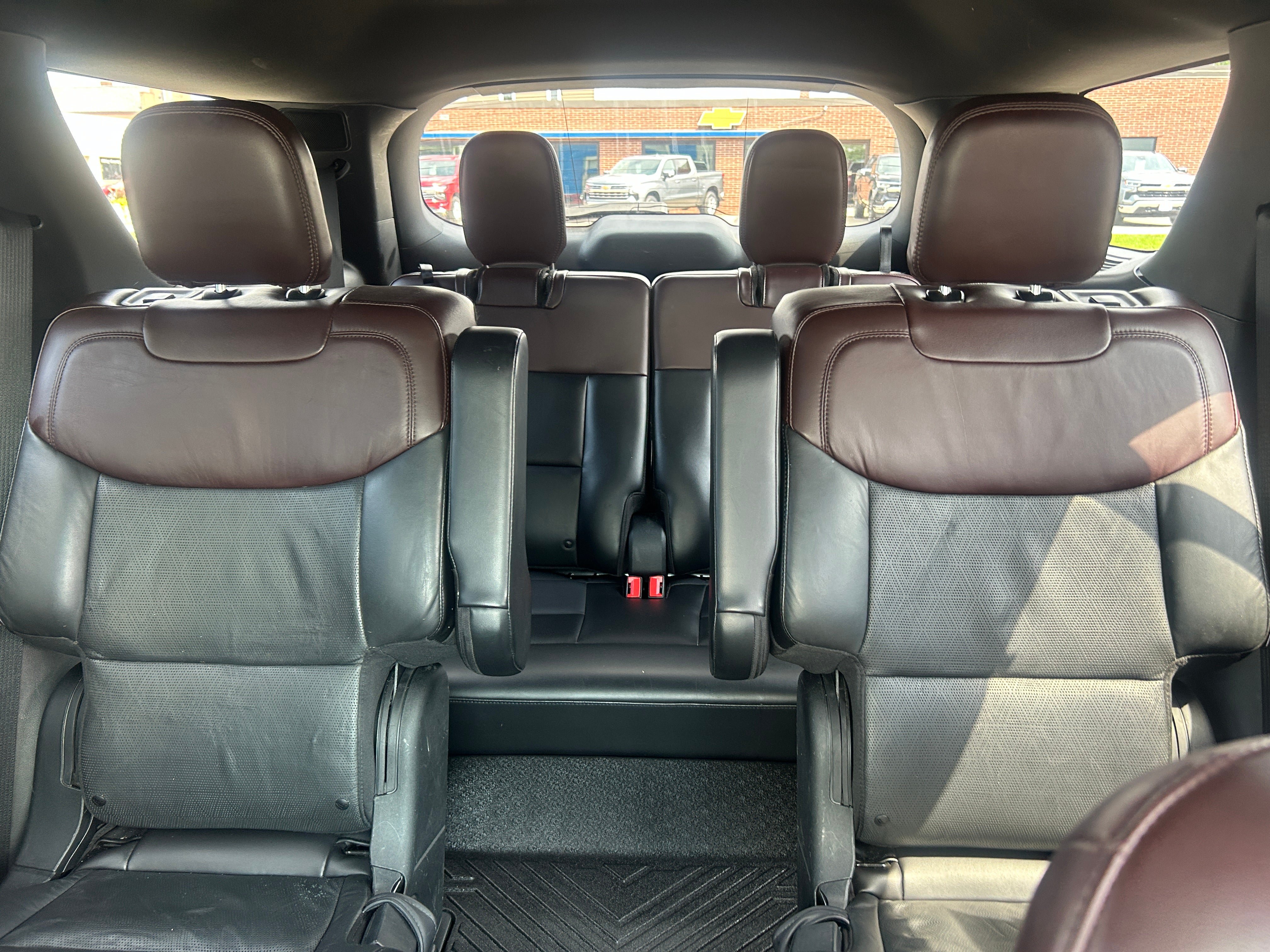Used 2020 Ford Explorer Platinum w/ Premium Technology Package AWD/4WD image 31
