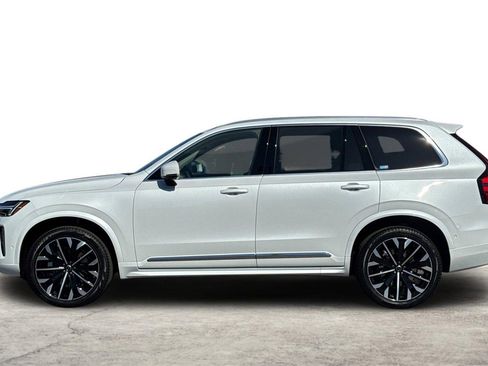 Used 2026 Volvo XC90 B5 Plus w/ Protection Package AWD/4WD image 5