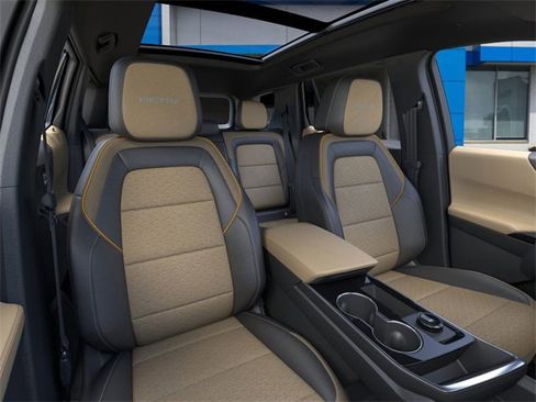 New 2026 Chevrolet Equinox ACTIV image 16