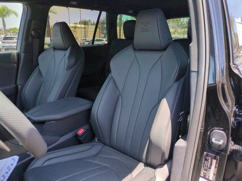 New 2026 Lexus TX 500h AWD image 11