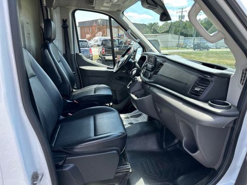 Used 2020 Ford Transit 350 DRW RWD image 23