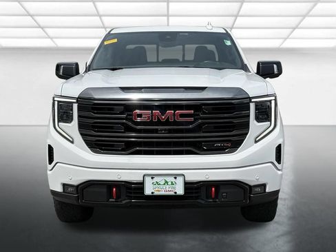Certified 2023 GMC Sierra 1500 AT4 w/ Technology Package AWD/4WD image 12