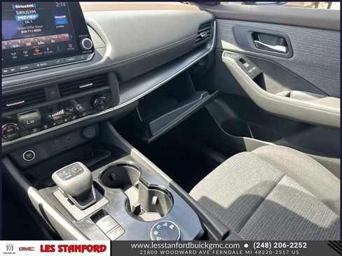 Used 2023 Nissan Rogue SV AWD/4WD image 34