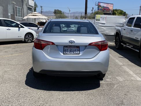 Used 2018 Toyota Corolla LE image 7