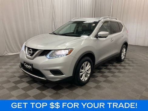 Used 2015 Nissan Rogue SV w/ SV Premium Package image 3
