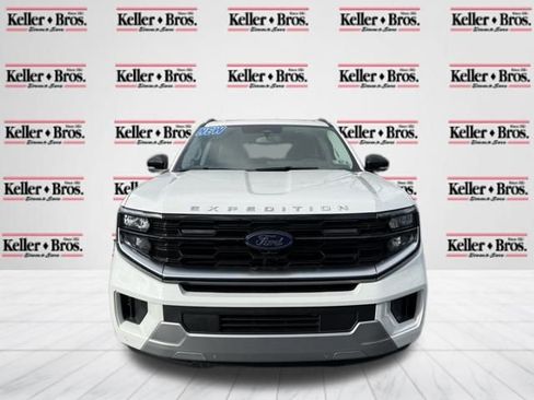 New 2025 Ford Expedition Max Platinum w/ Driver's Package image 2