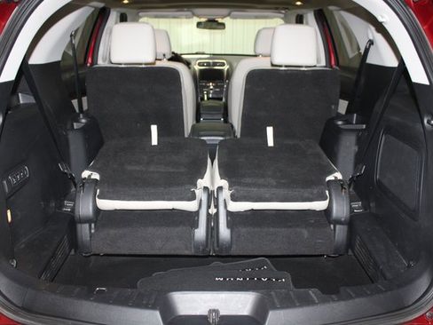 Used 2017 Ford Explorer Platinum image 8