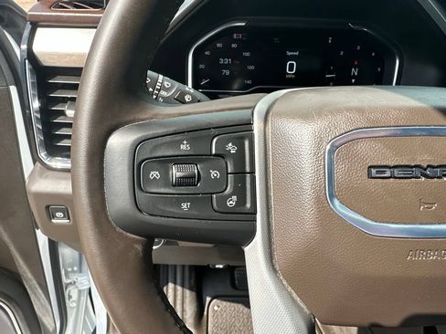 Certified 2025 GMC Sierra 3500 Denali w/ Denali Reserve Package AWD/4WD image 9