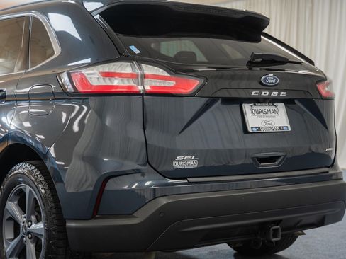 Certified 2022 Ford Edge SEL w/ Sport Appearance Package AWD/4WD image 6