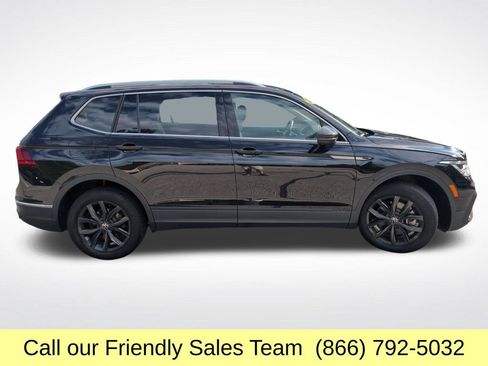 Used 2024 Volkswagen Tiguan SE AWD/4WD image 7