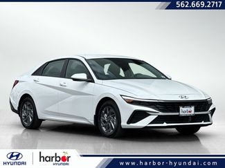 New 2025 Hyundai Elantra Blue image 1
