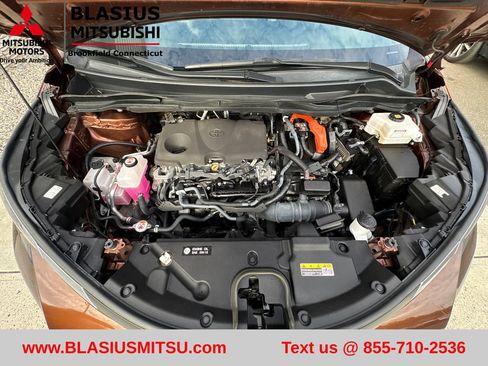 Used 2022 Toyota Sienna XLE AWD/4WD image 61