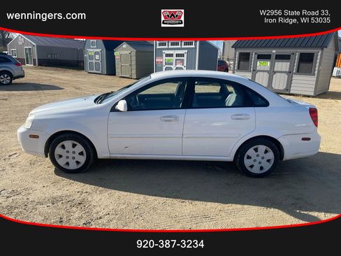 Used 2008 Suzuki Forenza Sedan image 1