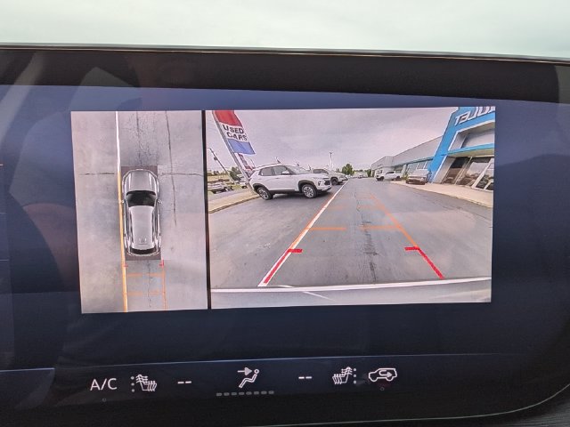 Used 2024 Buick Envision Preferred AWD/4WD image 24