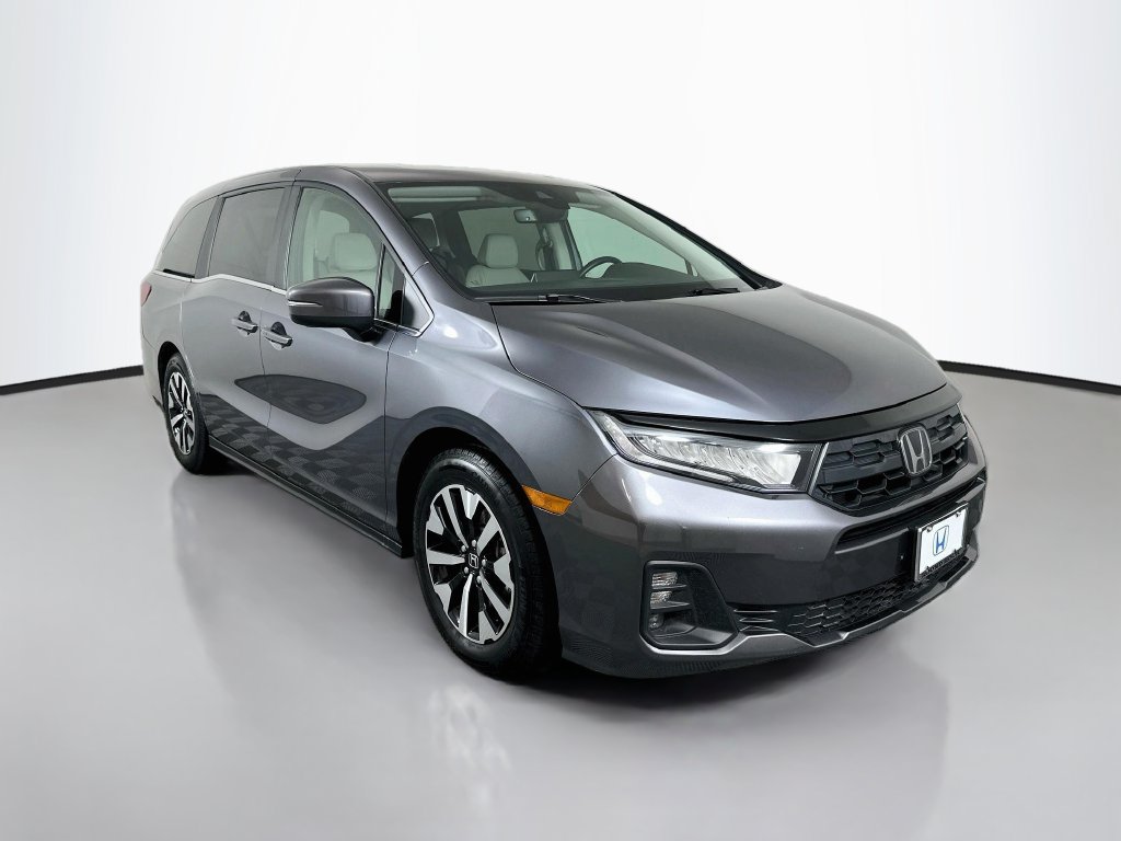 Certified 2025 Honda Odyssey EX-L image 3