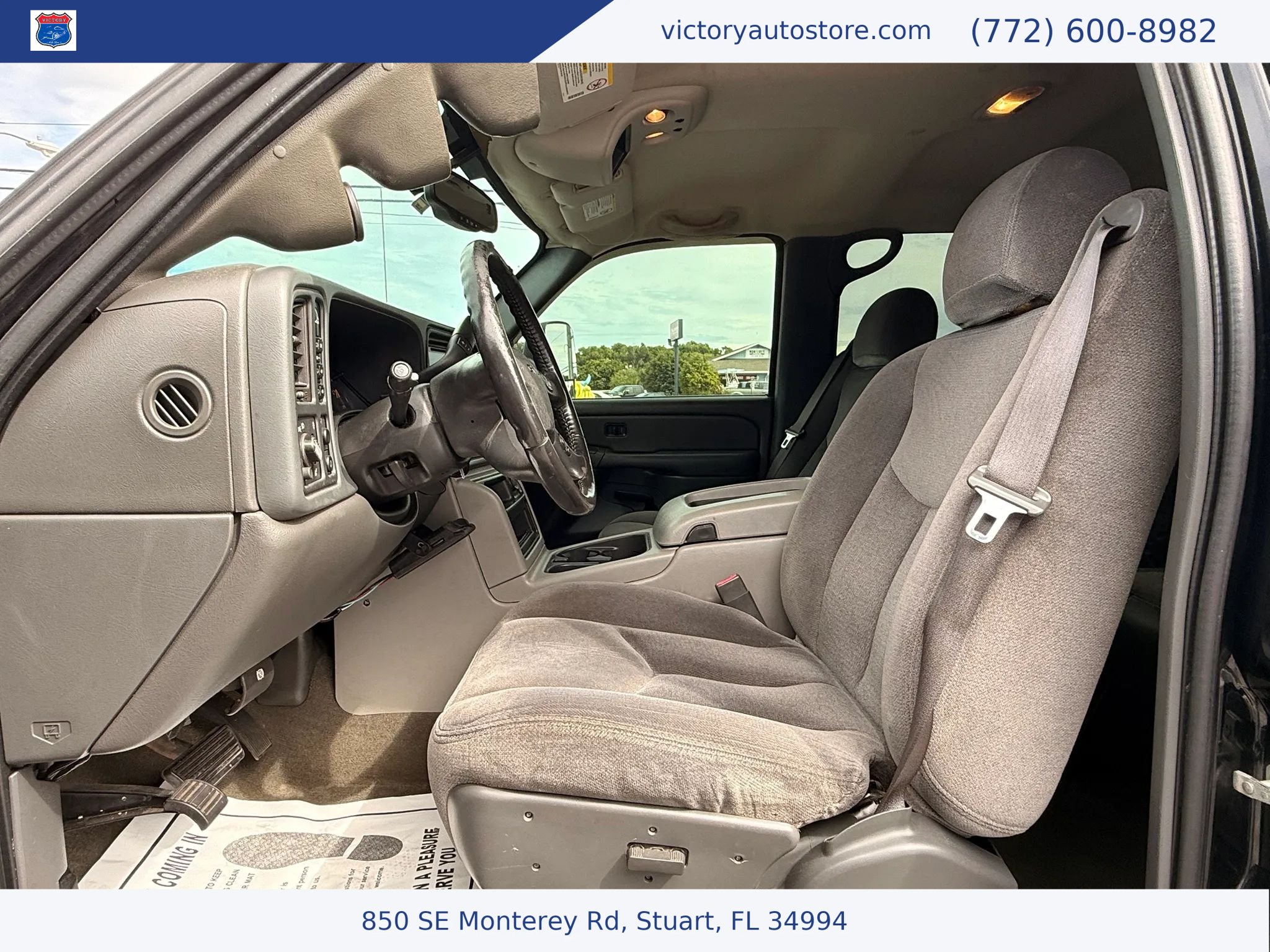 Used 2006 GMC Sierra 2500 SLE w/ Heavy-Duty Power Package AWD/4WD image 4