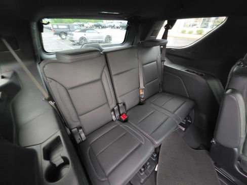 Used 2025 GMC Yukon Denali AWD/4WD image 20