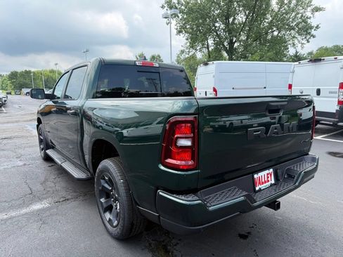 New 2026 RAM 1500 Express AWD/4WD image 6