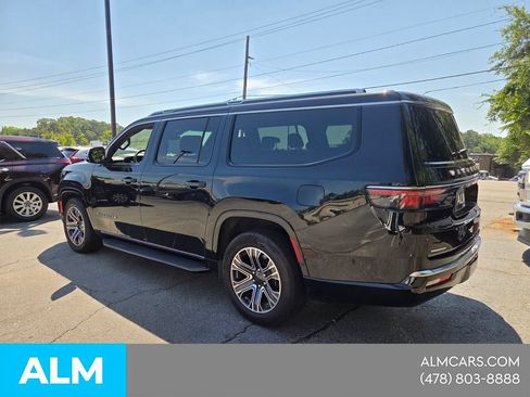 Used 2023 Jeep Wagoneer L Series II AWD/4WD image 10